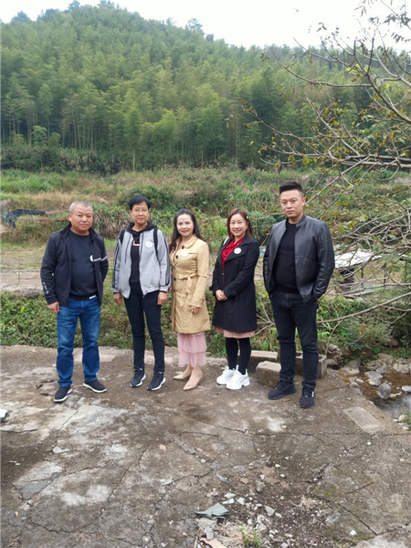 第4组小组照.jpg