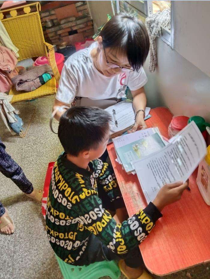 叶杰辉义工交流照.jpg